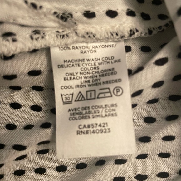 NWOT Loft Swiss Dot Button Down Blouse White/black Size S workwear - Picture 6 of 7